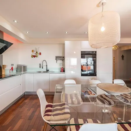 Apartmán Wonderful Sea-view 5-room Cannes